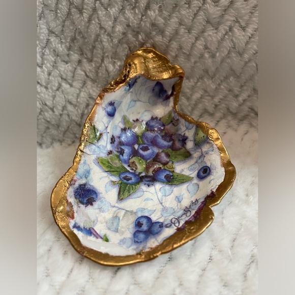 Jane Shasky Watercolor Blueberries Decorative Oyster Shell Rare! - Picture 4 of 4